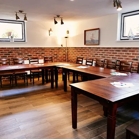 Ostoja Dwa Jeziora Bed & Breakfast