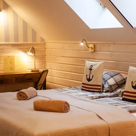 Ostoja Dwa Jeziora Bed & Breakfast