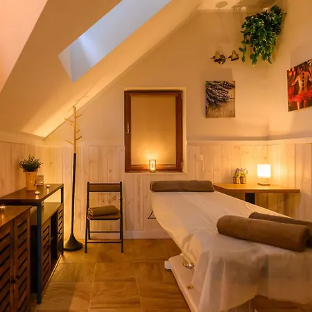 Ostoja Dwa Jeziora Bed & Breakfast