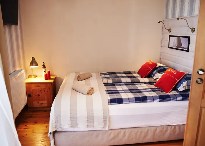 Ostoja Dwa Jeziora 4*