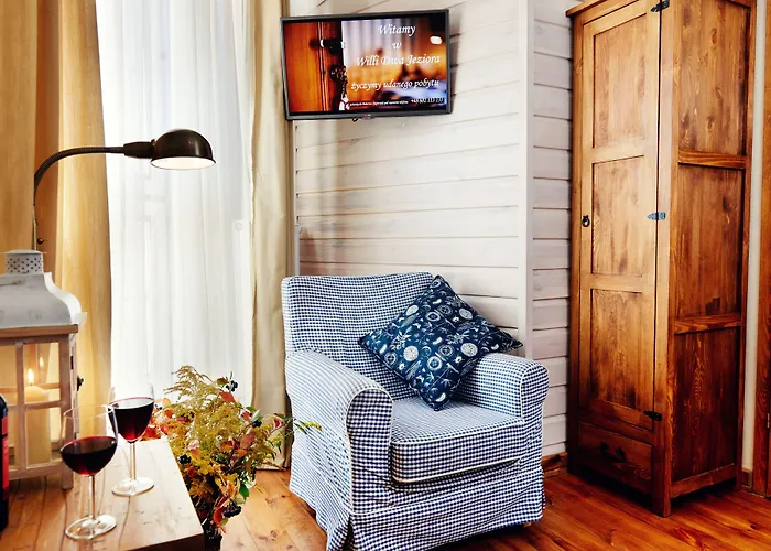 Bed & Breakfast Ostoja Dwa Jeziora 4*