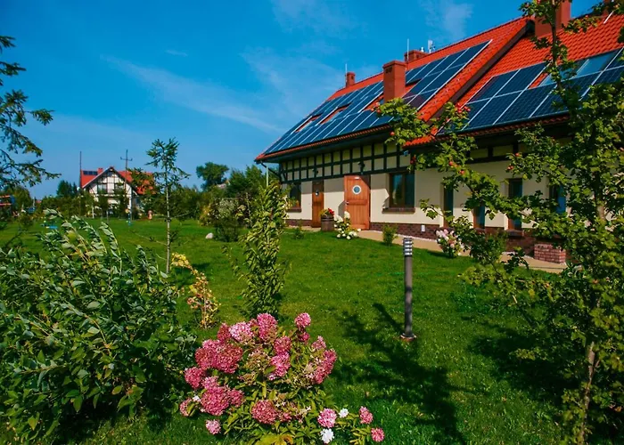 Ostoja Dwa Jeziora Bed & Breakfast 4*